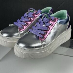 Steve Madden Girls Size 1 Big Kids Maggiee Silver Purple Sneakers NEW Metallic